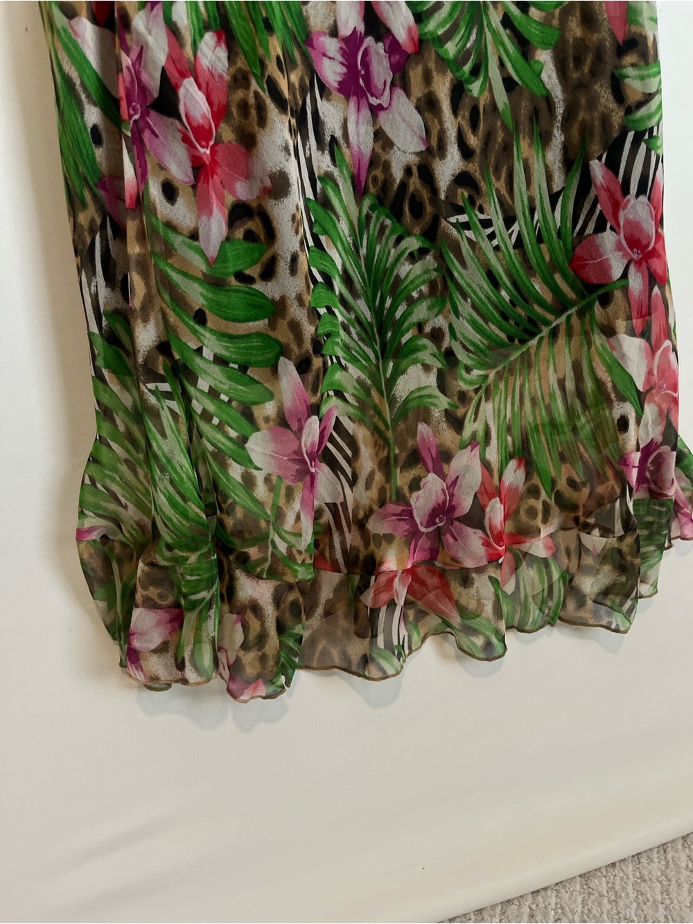 Signature by Robbie Bee 2-Piece Dress
*Fits similar to size 8- marked 12* - Picture 10 of 14